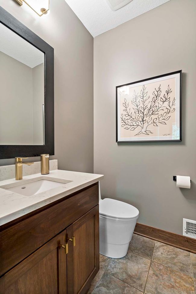 Powder Bath | Image 21
