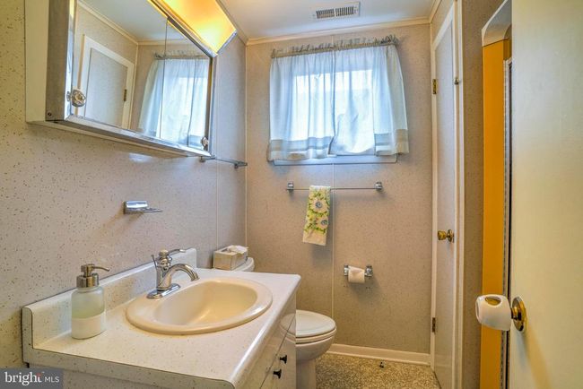 5228 Chesapeake Ave, House other with 3 bedrooms, 2 bathrooms and null parking in SHADY SIDE MD | Image 19