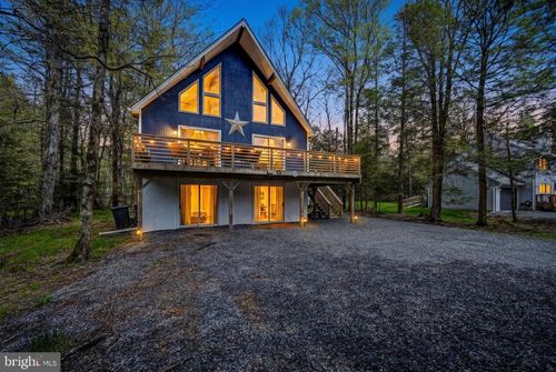 148 Pocono Rd, Albrightsville, PA, 18210-3577 | Card Image