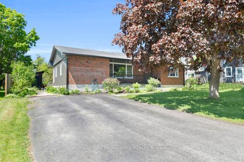 44 Emma St, Stirling, ON, K0K3E0 | Card Image
