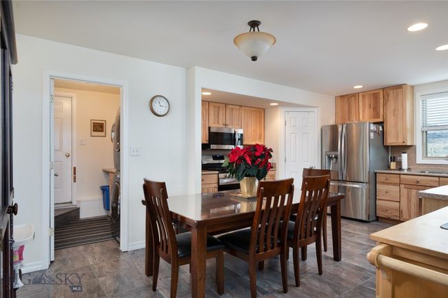 682 E River Rd, House other with 6 bedrooms, 4 bathrooms and null parking in Pray MT | Image 17