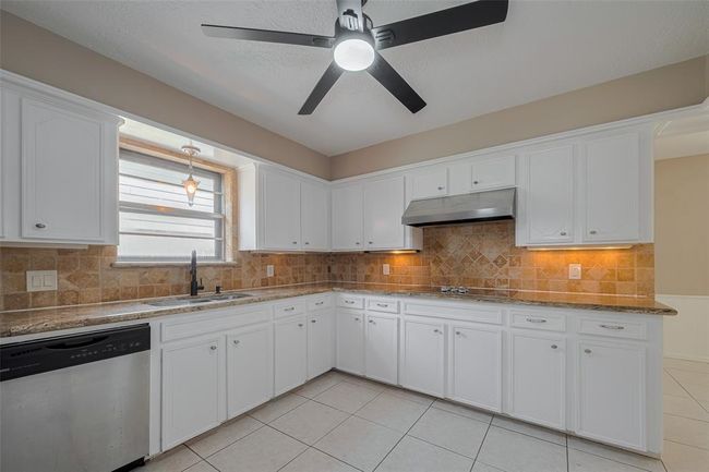5711 Arenas Timbers Dr, House other with 4 bedrooms, 3 bathrooms and 2 parking in Humble TX | Image 15