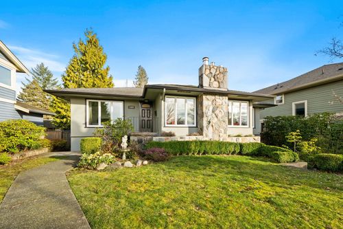 1436 Grand Blvd, North Vancouver, BC, V7L3X7 | Card Image