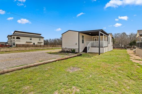 107 La Flor Dr, Dale, TX, 78616-2160 | Card Image