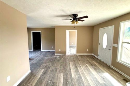 1187 Stewart Ln, Estill Springs, TN, 37330-3752 | Card Image