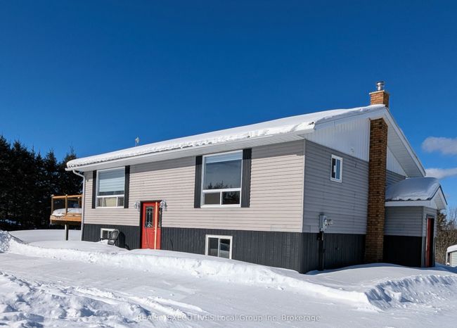 2185 Papineau Rd, House other with 3 bedrooms, 2 bathrooms and 10 parking in Mattawa ON | Image 44