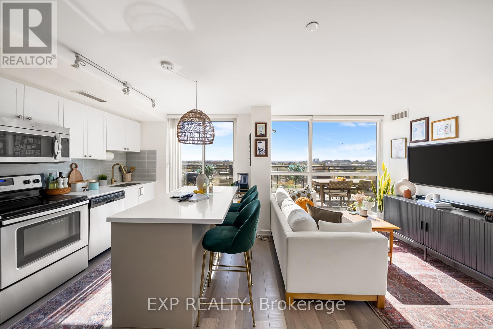 Residential in Toronto (Yorkdale-Glen Park) 4