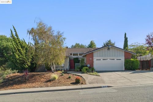 2216 Bristlecone Dr, Richmond, CA, 94803-3579 | Card Image