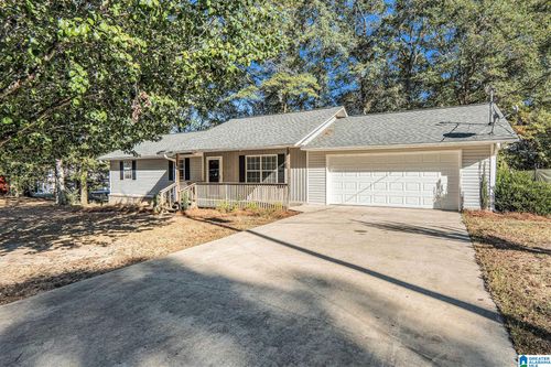 320 County Road 121, Jemison, AL, 35085-3933 | Card Image