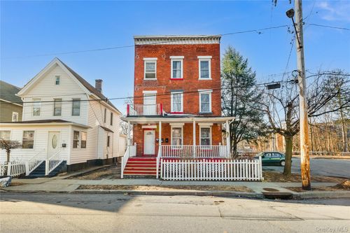 2-94 Winnikee Ave, Poughkeepsie, NY, 12601-2759 | Card Image