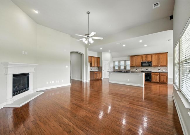 8120 Tyler Dr, House other with 3 bedrooms, 2 bathrooms and null parking in Lantana TX | Image 16
