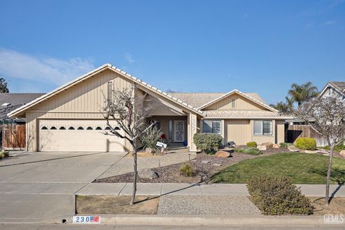 230 W Ash, Hanford, CA, 93230 | Card Image