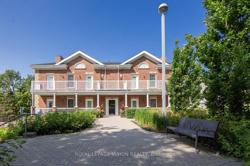 207-10360 Islington Ave, Kleinburg, ON, L0J1C0 | Card Image