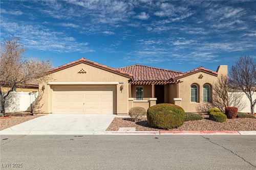 2648 E Sparrow Way, Pahrump, NV, 89048 | Card Image