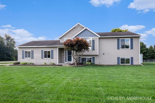 1758 Cuper Ave, Dorr, MI, 49323-9051 | Card Image