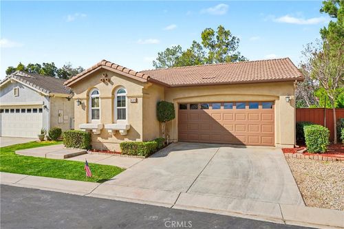 8070 Mickelson Way, Hemet, CA, 92545-9302 | Card Image