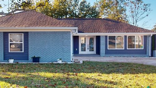 911 Rue De La Savoie, Mary Esther, FL, 32569-2326 | Card Image