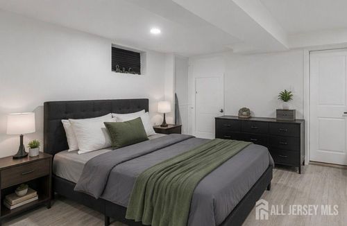 12 Florence Ave, SOUTH RIVER, NJ, 08882-1021 | Card Image