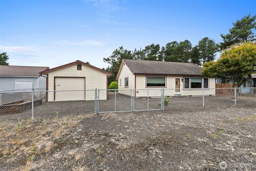 1213 Johnson St, Westport, WA, 98595-2820 | Card Image