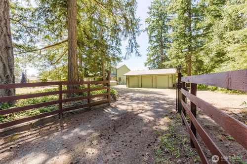 13818 Glenwood Rd Sw, Port Orchard, WA, 98367-7768 | Card Image