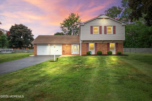 21 Forge Ct, Freehold, NJ, 07728-3036 | Card Image