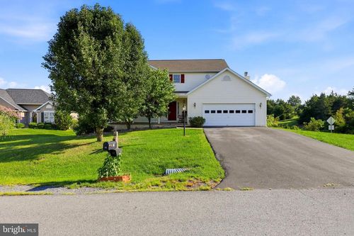 14 Whitonia Way, MARTINSBURG, WV, 25404-7623 | Card Image
