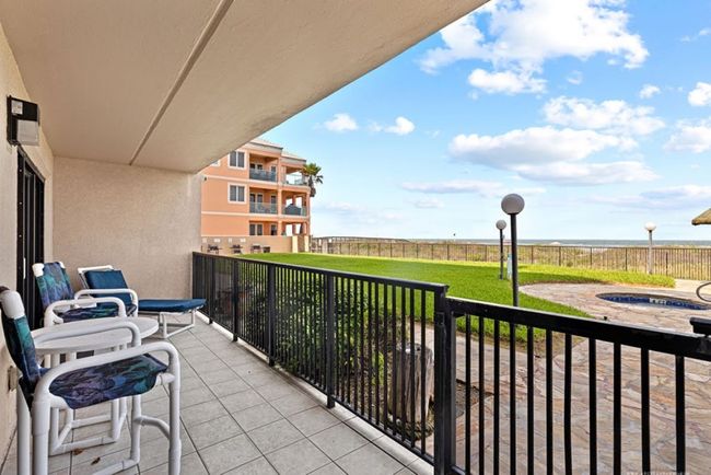 APT-103 - 4300 Gulf Blvd, Condo with 2 bedrooms, 2 bathrooms and null parking in South Padre Island TX | Image 6