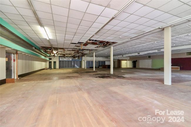 interior | Image 33