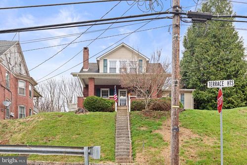 1 Terrace Hts, GLEN ROCK, PA, 17327-1306 | Card Image