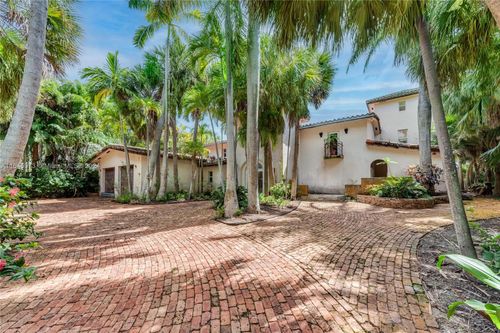 6825 Sunrise Dr, Coral Gables, FL, 33133 | Card Image