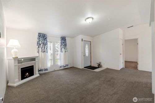 1516 Oxford Ave, Centralia, WA, 98531-5322 | Card Image