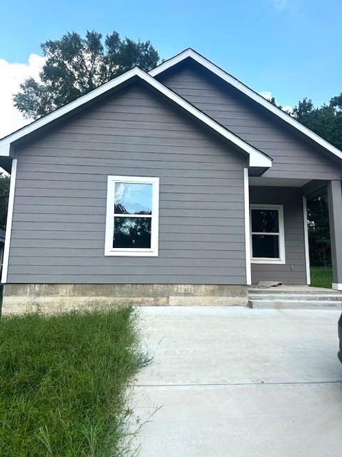 15010 Austin Rd, Willis, TX, 77378-3720 | Card Image