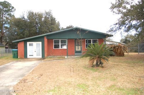 4226 Martha Court, Pascagoula, MS, 39581 | Card Image