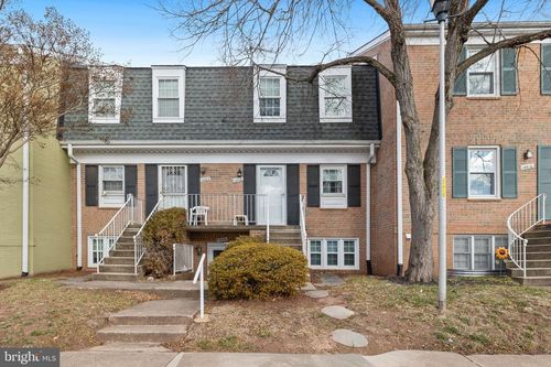 14418 Turin Ln, CENTREVILLE, VA, 20121-2243 | Card Image