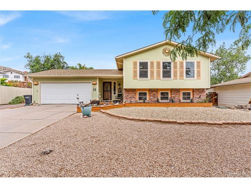 607 Phay Ave, Canon City, CO, 81212-2058 | Card Image