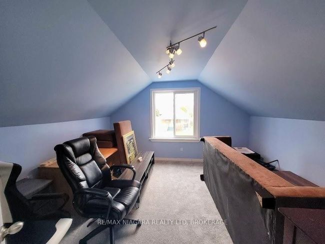 6476 Maranda St, Home with 4 bedrooms, 2 bathrooms and 3 parking in Niagara Falls ON | Image 16
