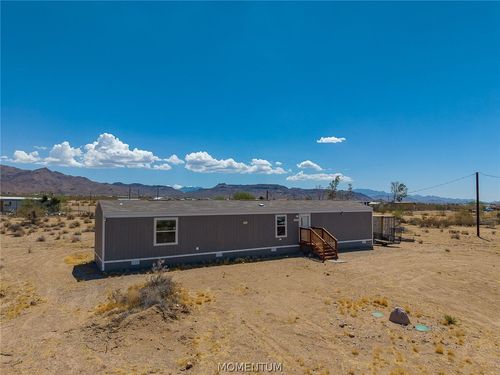 3898 N Avra Road, Golden Valley, AZ, 86413 | Card Image