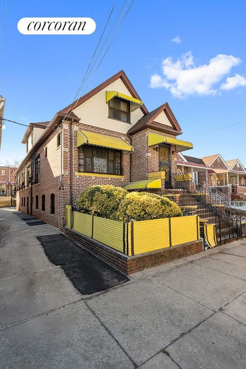 718 E 93rd St, Brooklyn, NY, 11236-1428 | Card Image