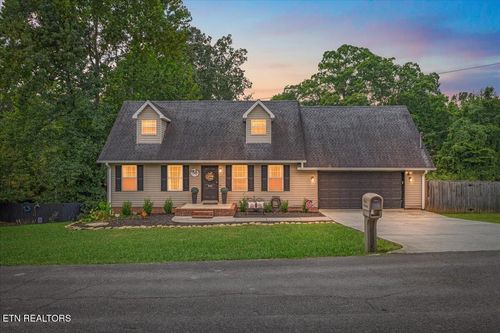 334 N Washington Ave, Etowah, TN, 37331-1618 | Card Image