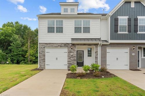 2146 Willow Glen Dr, Graham, NC, 27253-4717 | Card Image