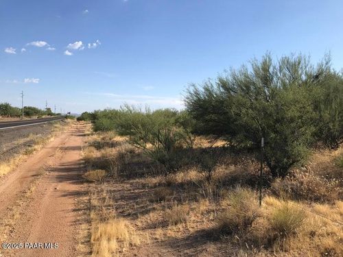 XX00 Foothill Rd, Congress, AZ, 85332 | Card Image