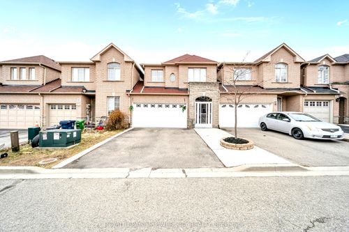 15D View Green Crescent, Etobicoke, ON, M9W7E1 | Card Image