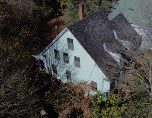 15 Cross Street, Whitefield, NH, 03598 | Card Image