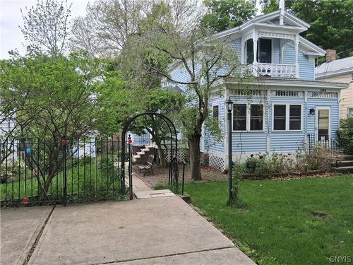 184 E 7th Street, Oswego, NY, 13126 | Card Image
