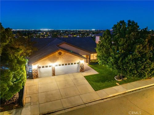 4141 Grandview Dr, Palmdale, CA, 93551 | Card Image