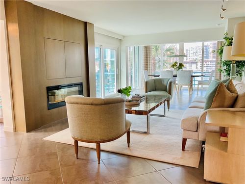 1-134-355 Park Shore Dr, NAPLES, FL, 34103-2617 | Card Image