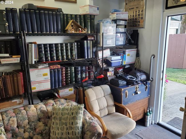 160 Spring St, House other with 3 bedrooms, 3 bathrooms and null parking in Gardiner OR | Image 20