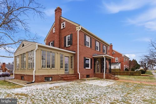 109 N Alabama Ave, MARTINSBURG, WV, 25401-1903 | Card Image