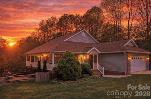 5106 Hanging Rock Ct, Hickory, NC, 28601-9118 | Card Image
