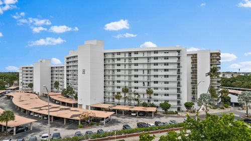 apt-919-2731 Ne 14th Street Cswy, Pompano Beach, FL, 33062-3542 | Card Image